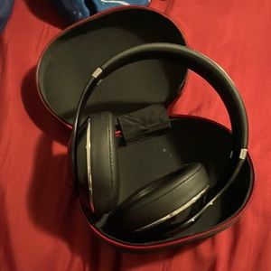 Wireless Beats Studios